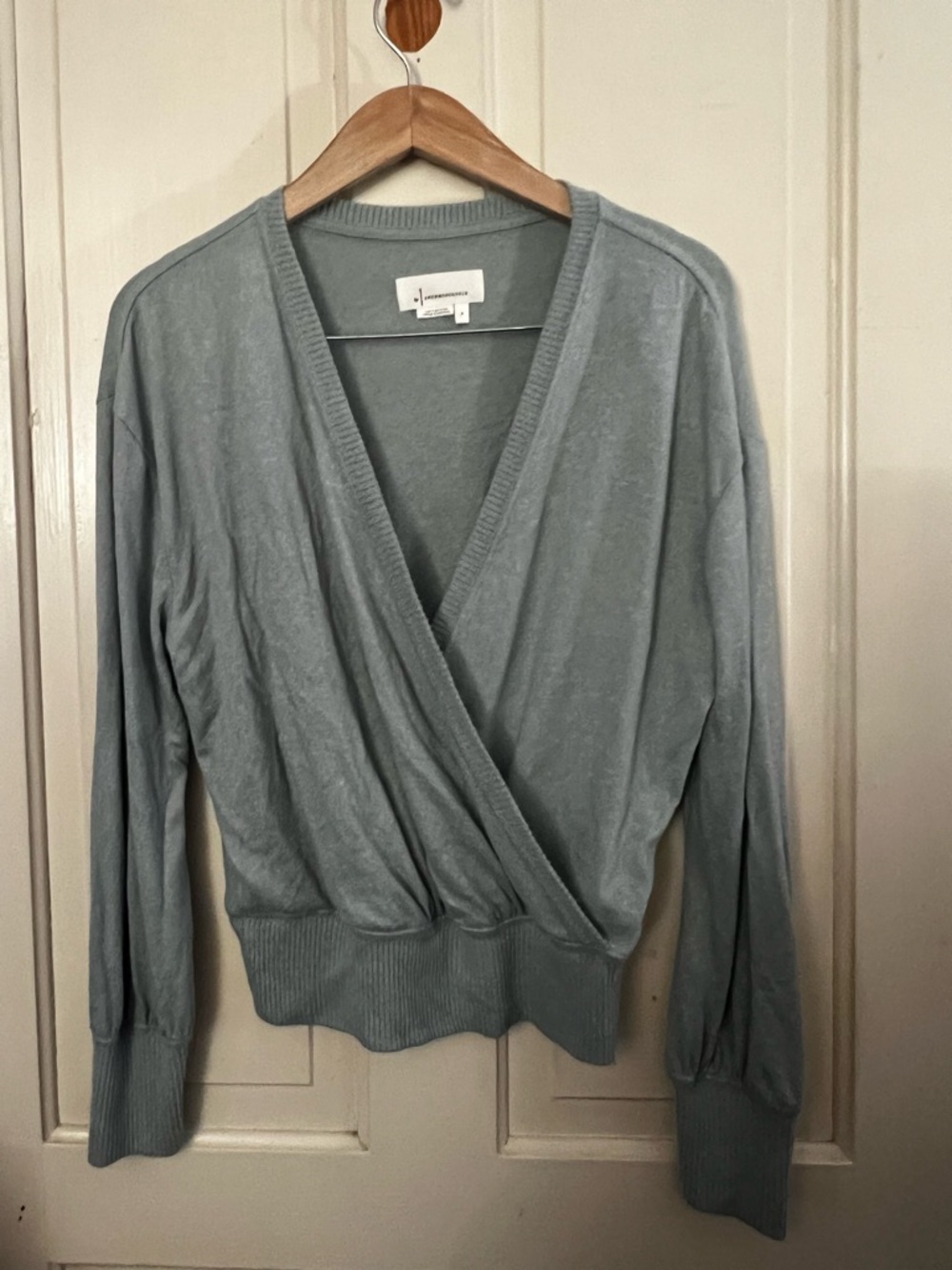 By Anthropologie Rucio Surplice Top In Dary Gray Womens S Knit Lounge Comfy Cozy